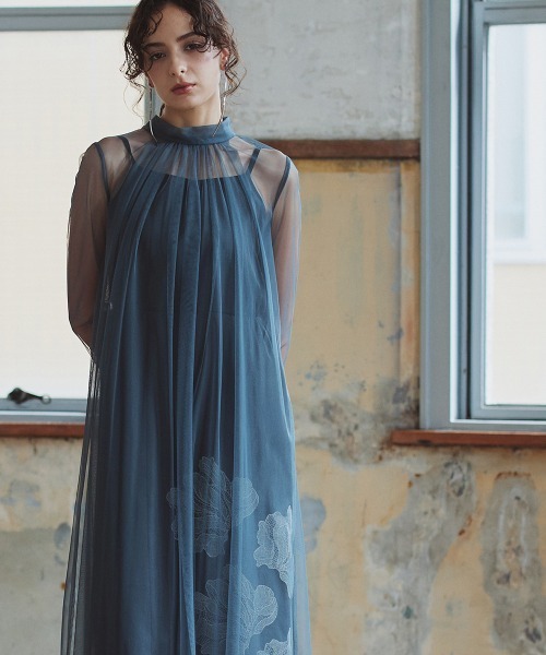 Callarus(カラルス)の「アシメ刺繍使い2WAYリボンデザインチュールワンピースドレス〔Callarus〕(ドレス・レディース・ブラック/グレイッシュブルー・S/M/L)」の7枚目の写真