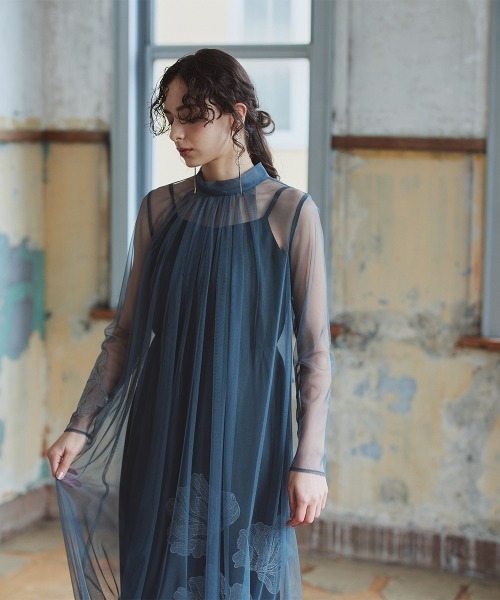 Callarus(カラルス)の「アシメ刺繍使い2WAYリボンデザインチュールワンピースドレス〔Callarus〕(ドレス・レディース・ブラック/グレイッシュブルー・S/M/L)」の12枚目の写真