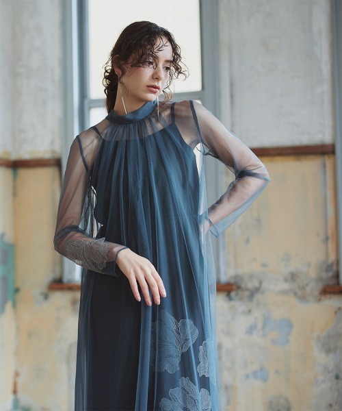 Callarus(カラルス)の「アシメ刺繍使い2WAYリボンデザインチュールワンピースドレス〔Callarus〕(ドレス・レディース・ブラック/グレイッシュブルー・S/M/L)」の18枚目の写真