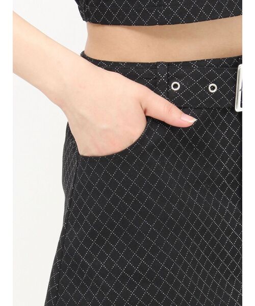 GYDA（ジェイダ）の「Glitter printスカートライクショートパンツ【セットアップ着用可能】（スカート・レディース・ブラック/オフホワイト・FREE）」の22枚目の写真