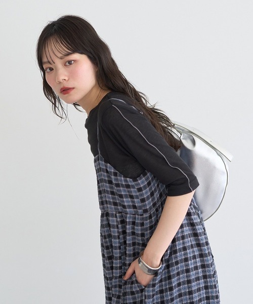 earth music&ecology(アースミュージックアンドエコロジー)の「シャーリングラメチェックキャミワンピース(ワンピース・レディース・ブラック/ネイビー・FREE)」の8枚目の写真