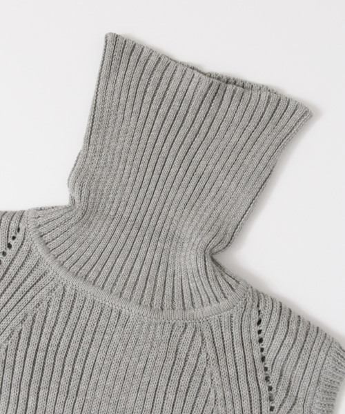 URBAN RESEARCH（アーバンリサーチ）の「UR タートルネックリブニットベスト（ニット/セーター・レディース・ライトグレー/ネイビー/モカ・FREE）」の14枚目の写真