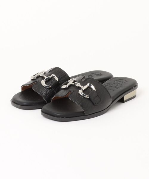 inter-chaussures(インターショシュール)の「【Oh my Sandals】ローヒールビットスライドサンダル(E62302)(サンダル・レディース・ベージュ/ホワイト/ブラック・37/36/35/38)」の13枚目の写真