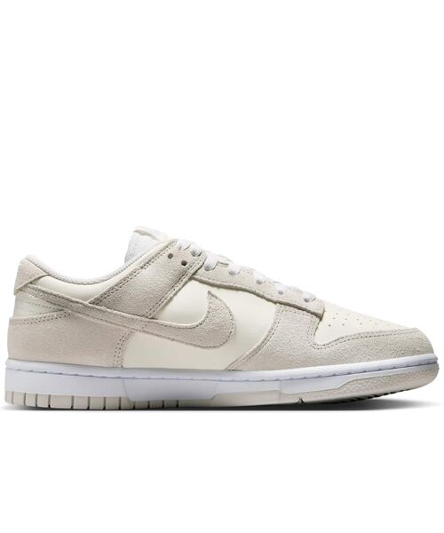 NIKE（ナイキ）の「ナイキ ダンク LOW スエード ウィメンズシューズ / Nike Dunk Low Suede Women's Shoes IO4244-105 Sail（スニーカー・レディース・クリーム・23.5/24/22.5/24.5/25/25.5/26/23）」の7枚目の写真