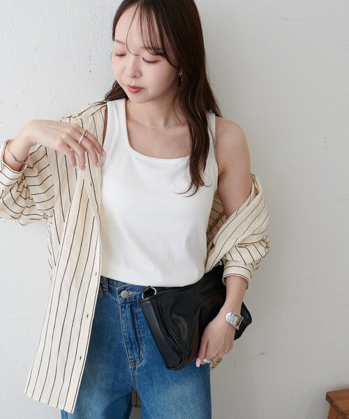 DISCOAT(ディスコート)の「【12色展開!/ WEB限定】カップ付スクエアタンクトップ(タンクトップ・レディース・ホワイト/チャコールグレー/ライトグレー/ブラック/ネイビー/ブラウン/グレー/レッド/オフホワイト/アイボリー/モカ/ブラック系その他・FREE)」の13枚目の写真