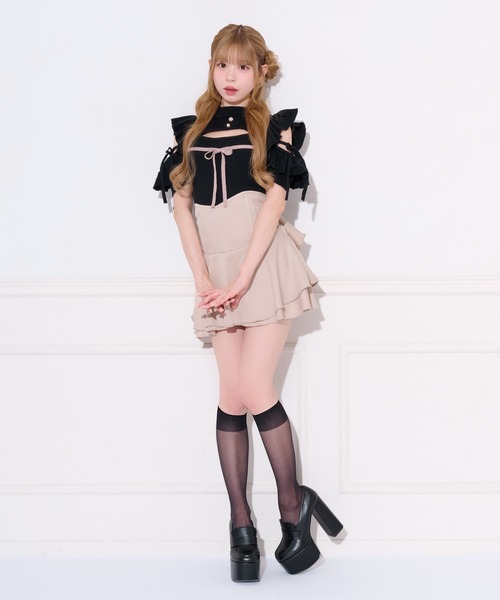 apres jour(アプレジュール)の「フロントオープン配色リボンフリルニット(ニット/セーター・レディース・オフホワイト/ブラック/グレイッシュベージュ・フリー/X-LARGE)」の17枚目の写真