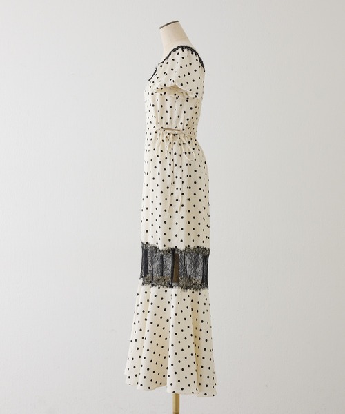 one after another NICE CLAUP(ワンアフターアナザーナイスクラップ)の「【Lace Collection】サイドカットレースワンピース(ワンピース・レディース・ブラック/ブラック系その他/ホワイト系その他/ピンク・FREE)」の5枚目の写真