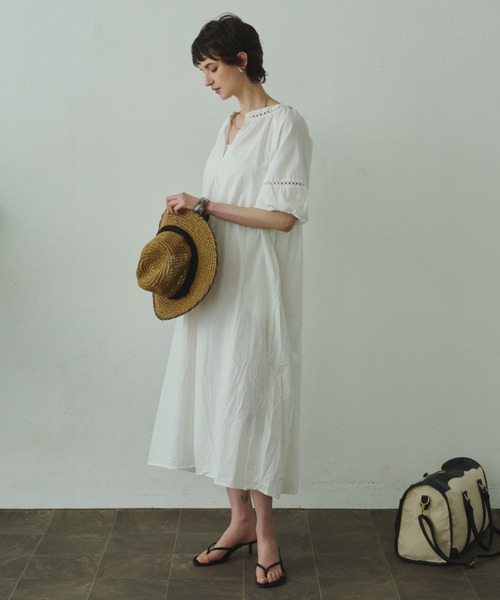 Plumel(プルメル)の「Cotton Caftan Loose Dress / コットンカフタンルーズドレス(ワンピース・レディース・ベージュ/ホワイト/ブラック・MEDIUM)」の18枚目の写真