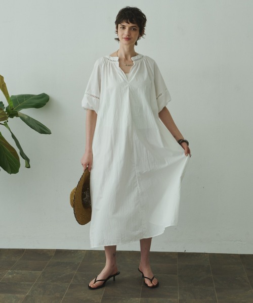Plumel(プルメル)の「Cotton Caftan Loose Dress / コットンカフタンルーズドレス(ワンピース・レディース・ベージュ/ホワイト/ブラック・MEDIUM)」の16枚目の写真