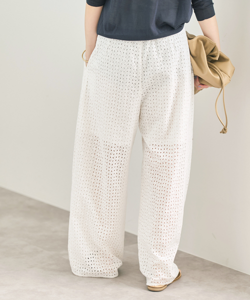 Spick & Span（スピックアンドスパン）の「《セットアップ可》カットワークエンブロイダリー2タックパンツ（その他パンツ・レディース・ホワイト系その他/ブラック・36/38）」の10枚目の写真
