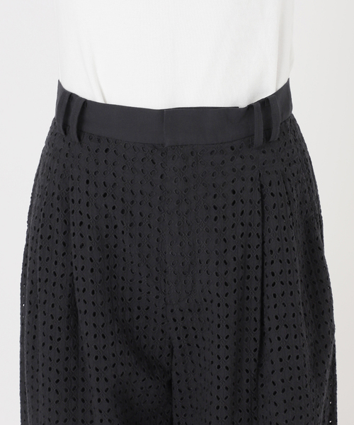 Spick & Span（スピックアンドスパン）の「《セットアップ可》カットワークエンブロイダリー2タックパンツ（その他パンツ・レディース・ホワイト系その他/ブラック・36/38）」の18枚目の写真