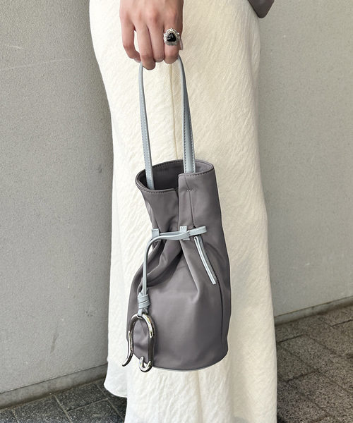 SLOBE IENA（スローブイエナ）の「LE VERNIS /ル・ベルニ バケットバッグS 254-210 509（ショルダーバッグ・レディース・グレー/ブラック・FREE）」の20枚目の写真