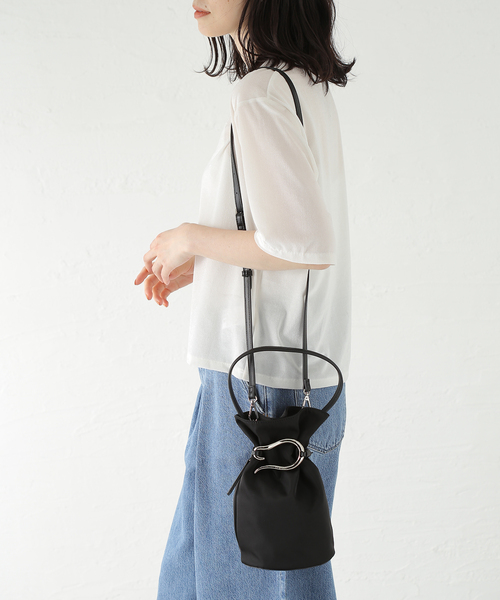 SLOBE IENA（スローブイエナ）の「LE VERNIS /ル・ベルニ バケットバッグS 254-210 509（ショルダーバッグ・レディース・グレー/ブラック・FREE）」の3枚目の写真