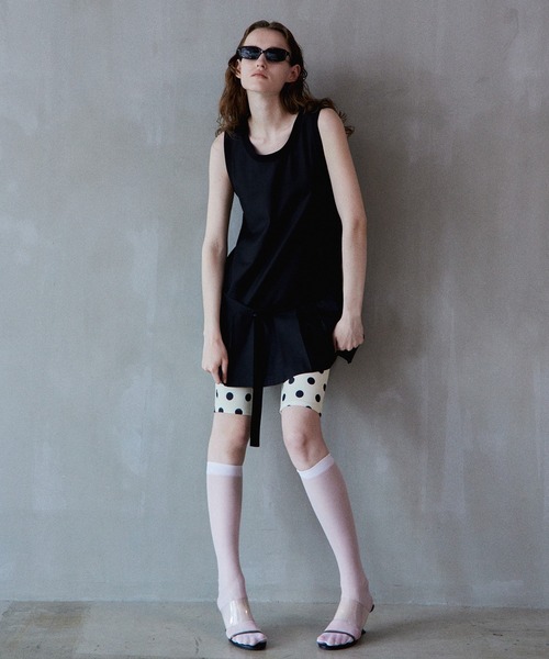 MAISON SPECIAL(メゾンスペシャル)の「Pleated Mini Jumper Skirt/プリーツミニジャンパースカート(チュニック・レディース・ブラック/グレー・FREE)」の19枚目の写真