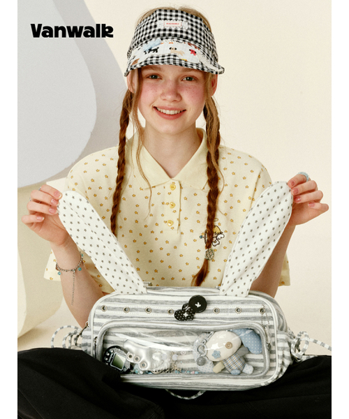 VANWALK（バンウォーク）の「Bunny Bunny Tote Bag [Gray]（ショルダーバッグ・レディース・ライトグレー・FREE）」の4枚目の写真