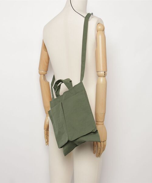 ITTI(イッチ)の「【ITTI】ANNIE HELMET VEGETABLE BAG - S / V.CERATO / ITTI-BAG-078-VC(ショルダーバッグ・メンズ・ブラック・FREE)」の5枚目の写真