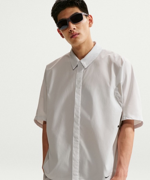NIKE(ナイキ)の「ナイキ テック ヘリオス メンズ Dri-FIT ショートスリーブ トップ / Nike Tech Helios Men's Dri-FIT Short-Sleeve Top II2351-101 Off White(シャツ/ブラウス・メンズ・オフホワイト・XL/S/M/L/2XL)」の5枚目の写真