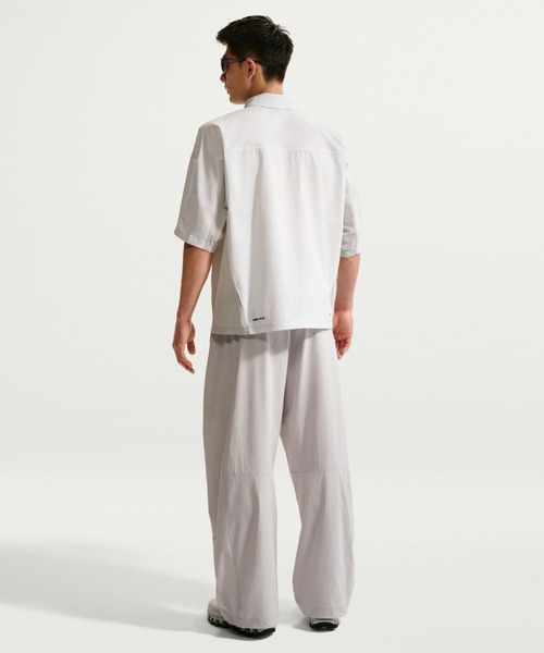 NIKE(ナイキ)の「ナイキ テック ヘリオス メンズ Dri-FIT ショートスリーブ トップ / Nike Tech Helios Men's Dri-FIT Short-Sleeve Top II2351-101 Off White(シャツ/ブラウス・メンズ・オフホワイト・XL/S/M/L/2XL)」の4枚目の写真