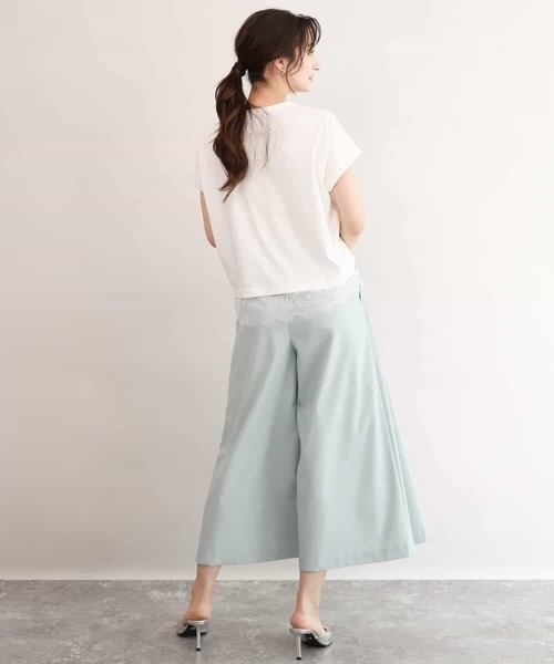 MK MICHEL KLEIN（エムケーミッシェルクラン）の「[接触冷感/洗える]ヘムレースデザインVネックカットソー（Tシャツ/カットソー・レディース・ホワイト/ブラック・38）」の13枚目の写真