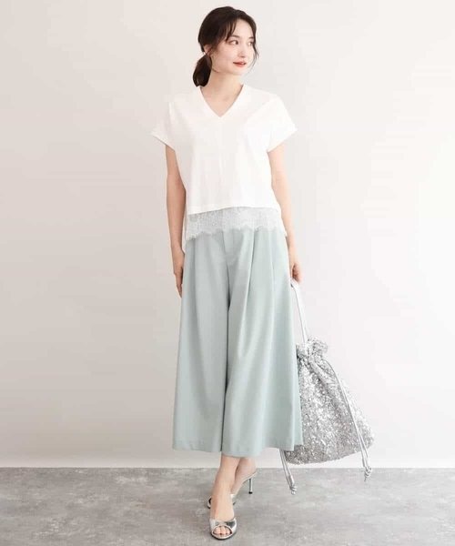 MK MICHEL KLEIN（エムケーミッシェルクラン）の「[接触冷感/洗える]ヘムレースデザインVネックカットソー（Tシャツ/カットソー・レディース・ホワイト/ブラック・38）」の14枚目の写真