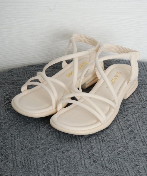 Miniministore(ミニミニストア)の「ストラップサンダル 美脚 軽量 夏靴(サンダル・レディース・アイボリー/ブラック・22.5cm/23.0cm/23.5cm/24.0cm/24.5cm/25.0cm)」の7枚目の写真