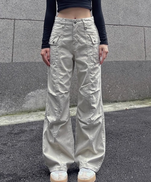 LAMPOON(ランプーン)の「フレアカーゴパンツ(カーゴパンツ・レディース・グレー/ベージュ・MEDIUM/LARGE/SMALL)」の6枚目の写真