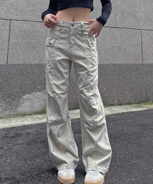 LAMPOON(ランプーン)の「フレアカーゴパンツ(カーゴパンツ・レディース・グレー/ベージュ・MEDIUM/LARGE/SMALL)」の7枚目の写真