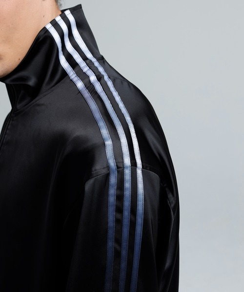 Y-3(ワイスリー)の「Y-3 SATIN GRADIENT 3 STRIPES TRACK TOP(ジャージ・メンズ・ブラック・XX-SMALL/X-SMALL/SMALL/MEDIUM/LARGE/X-LARGE)」の6枚目の写真