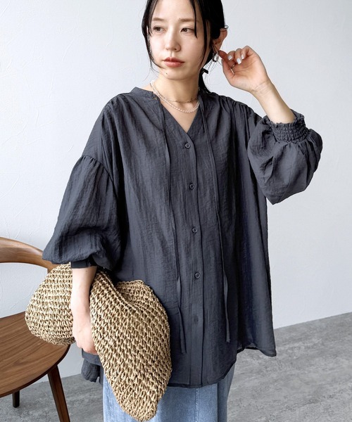 reca（レカ）の「前開きボリューム袖ブラウス（シャツ/ブラウス・レディース・ホワイト/ブルー/グレイッシュベージュ/チャコール・FREE）」の10枚目の写真