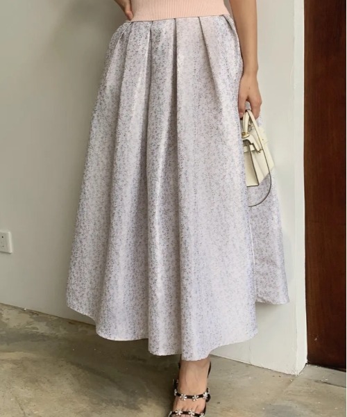 BIRTHDAY BASH(バースデイバッシュ)の「SARAH VOLUME FLORAL SKIRT(サラボリュームフローラルスカート)(スカート・レディース・ライトグレー・MEDIUM/SMALL)」の2枚目の写真