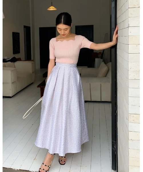 BIRTHDAY BASH(バースデイバッシュ)の「SARAH VOLUME FLORAL SKIRT(サラボリュームフローラルスカート)(スカート・レディース・ライトグレー・MEDIUM/SMALL)」の5枚目の写真