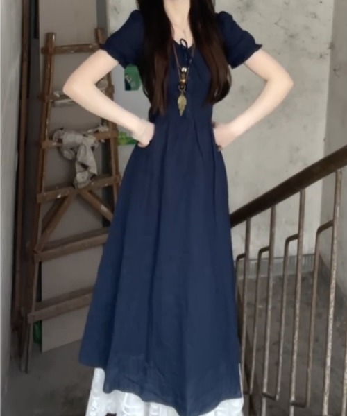 LUCPY(ラクピー)の「レイヤード風フレアワンピース(ワンピース・レディース・ネイビー・SMALL/LARGE/MEDIUM/X-LARGE)」の5枚目の写真