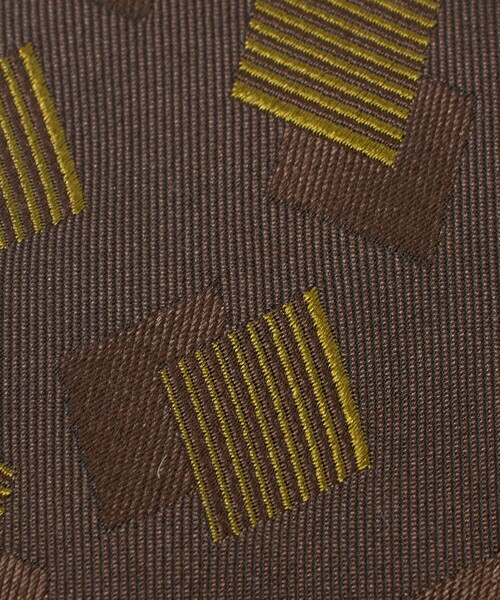 UNITED ARROWS(ユナイテッドアローズ)の「スクエア コモン ジャガード ネクタイ(ネクタイ・メンズ・ダークブラウン/ダークグレー・FREE)」の9枚目の写真