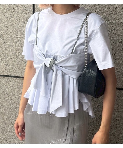 LE CIEL BLEU(ルシェルブルー)の「フレアードボウディテールTシャツ / Flared Bow-Detail T-Shirt(Tシャツ/カットソー・レディース・ブラック/チャコールグレー・36)」の4枚目の写真