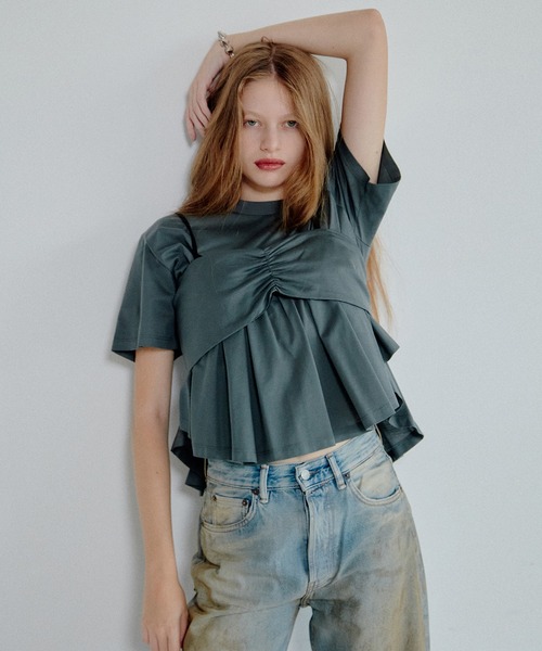 LE CIEL BLEU(ルシェルブルー)の「フレアードボウディテールTシャツ / Flared Bow-Detail T-Shirt(Tシャツ/カットソー・レディース・ブラック/チャコールグレー・36)」の11枚目の写真