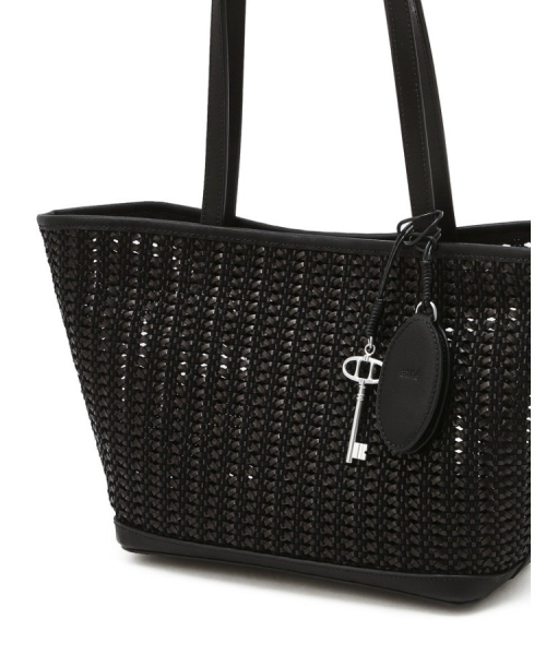 athe（アテ）の「[PANIER] ブラックパニエメッシュショルダーバッグ M AABA6E843BK（ショルダーバッグ・レディース・ブラック・FREE）」の7枚目の写真