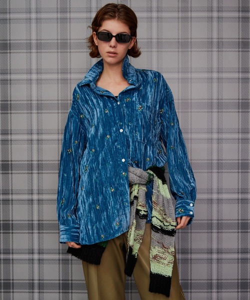 MAISON SPECIAL（メゾンスペシャル）の「Flower Embroidery Velour Overshirt/フラワーエンブロイダリーベロアオーバーシャツ（シャツ/ブラウス・レディース・ブラック/ブルー/ホワイト・FREE）」の14枚目の写真