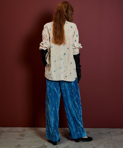 MAISON SPECIAL（メゾンスペシャル）の「Flower Embroidery Velour Overshirt/フラワーエンブロイダリーベロアオーバーシャツ（シャツ/ブラウス・レディース・ブラック/ブルー/ホワイト・FREE）」の19枚目の写真