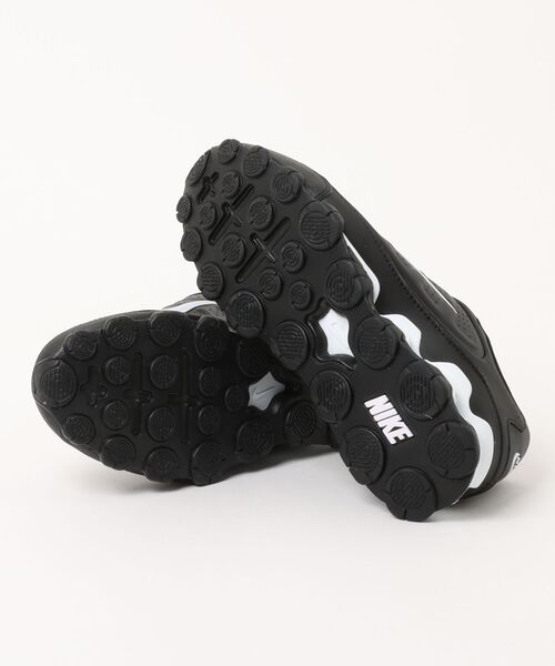 NIKE(ナイキ)の「NIKE ナイキ REAX 8 NSW SL メンズスニーカー トレーニングシューズ(リアックス8NSWSL) IR5118-004 ブラック/ホワイト(スニーカー・メンズ・ブラック・26.5cm/27.5cm/27.0cm/26.0cm/25.5cm/30.0cm/29.0cm/28.0cm)」の3枚目の写真