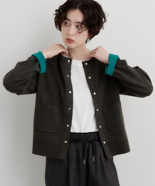 THE SHOP TK (ザ ショップ ティーケー )の「もにゅ 袖配色カーディガン(カーディガン/ボレロ・レディース・ネイビー/ダークブラウン/チャコールグレー・12/13)」の22枚目の写真