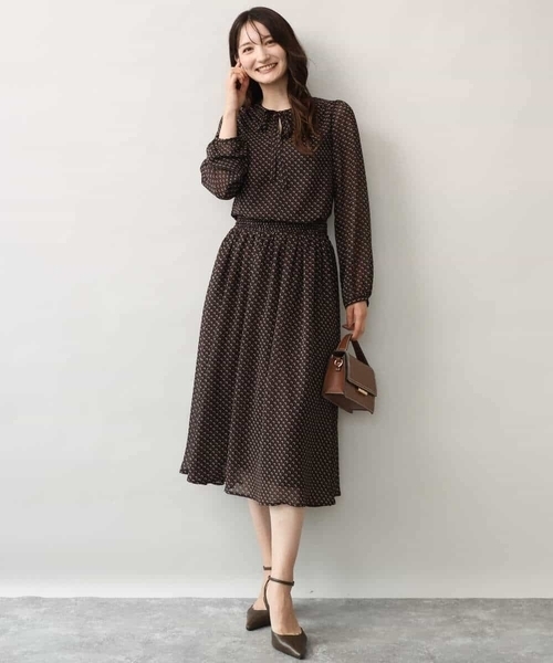 MK MICHEL KLEIN（エムケーミッシェルクラン）の「[洗える]スクエア幾何柄シフォンブラウス（シャツ/ブラウス・レディース・ブルーグリーン/ブラウン・38）」の18枚目の写真