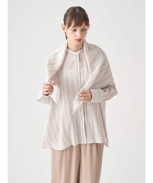 JOHN SMEDLEY(ジョンスメドレー)の「スカーフ付シアーブラウス|FB109(シャツ/ブラウス・レディース・ベージュ・F)」の8枚目の写真