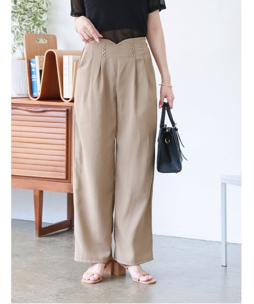 fifth（フィフス）の「ハイウエストボタンデザインタックパンツ（その他パンツ・レディース・ベージュ/ブラック/アイボリー・M）」の4枚目の写真