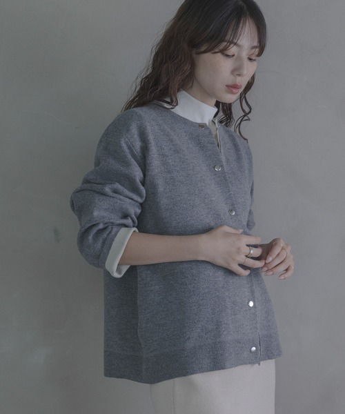 URBAN RESEARCH Sonny Label(アーバンリサーチサニーレーベル)の「ダブルフェイスバイカラーカーディガン(カーディガン/ボレロ・レディース・ブラウン/ネイビー/グレー・FREE)」の13枚目の写真