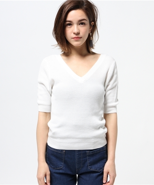 SLY（スライ）の「V SQUARE MG TOPS-S（ニット/セーター・レディース・イエロー系その他/ブラック/ワインレッド/オフホワイト・2/1）」の7枚目の写真