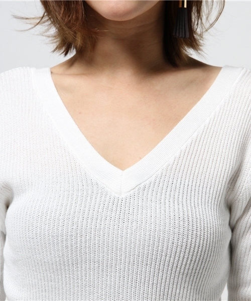 SLY（スライ）の「V SQUARE MG TOPS-S（ニット/セーター・レディース・イエロー系その他/ブラック/ワインレッド/オフホワイト・2/1）」の10枚目の写真