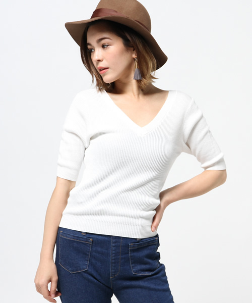 SLY（スライ）の「V SQUARE MG TOPS-S（ニット/セーター・レディース・イエロー系その他/ブラック/ワインレッド/オフホワイト・2/1）」の5枚目の写真