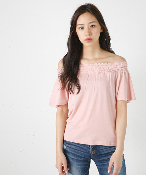MOUSSY(マウジー)の「FLARE SLEEVE OFF SHOULDER TOPS(Tシャツ/カットソー・レディース・ネイビー/ホワイト/ブラウン/ピンク・FREE)」の1枚目の写真