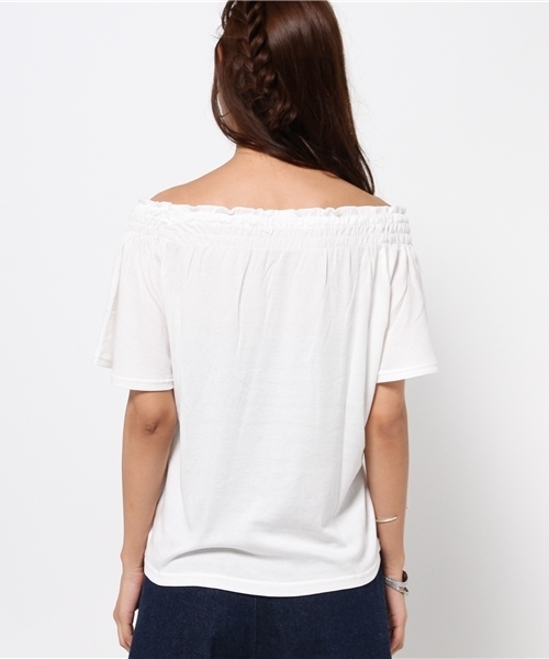 MOUSSY(マウジー)の「FLARE SLEEVE OFF SHOULDER TOPS(Tシャツ/カットソー・レディース・ネイビー/ホワイト/ブラウン/ピンク・FREE)」の7枚目の写真