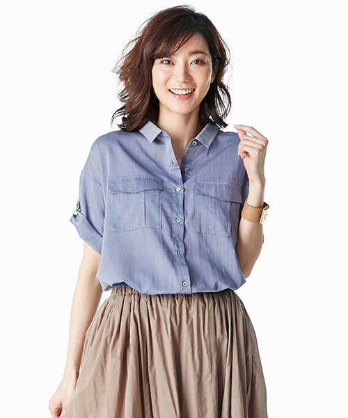 IEDIT(イディット)の「IEDITレーベルコレクション たゆんと軽やか素材が心地よい こなれルーズな洗える抜けシャツ(シャツ/ブラウス・レディース・ホワイト/ブルー/ベージュ・X-LARGE/MEDIUM/XX-LARGE/LARGE/SMALL)」の16枚目の写真